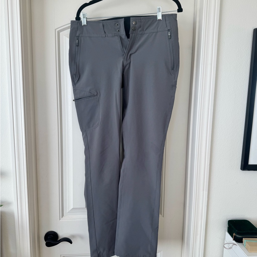 Columbia Women's Gray Cargo Pants